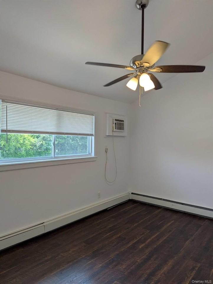 1727 N Gardiner Dr - Photo 5 of 9