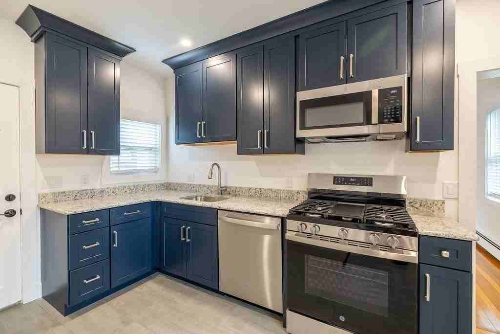 11 Pearl St #A - Photo 2 of 31