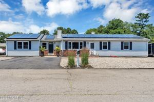 featured image of 725 8th Ave