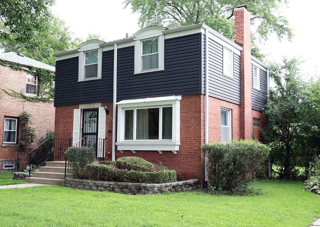 10031 S Paxton Ave - Photo 3 of 39