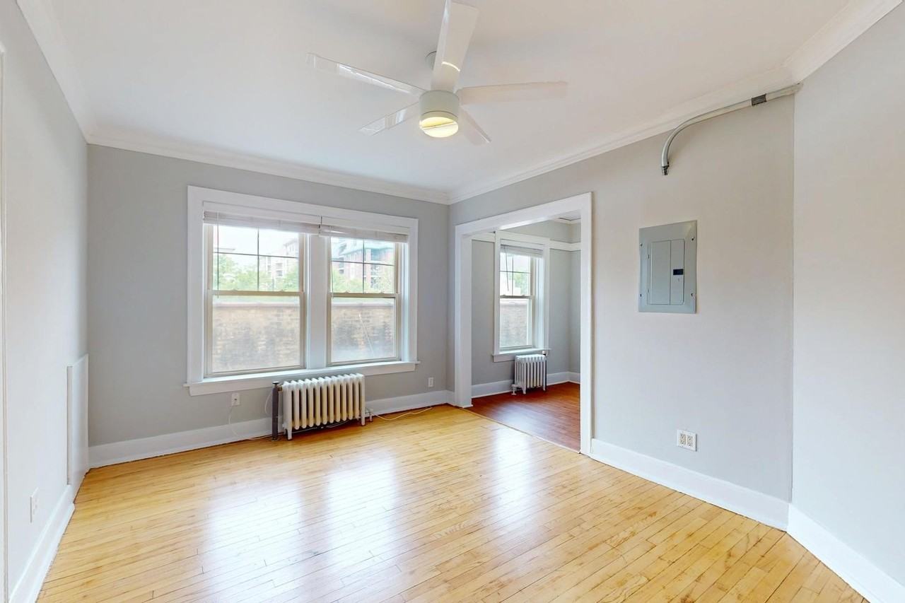 7 W Campbell St #3 - Photo 2 of 9