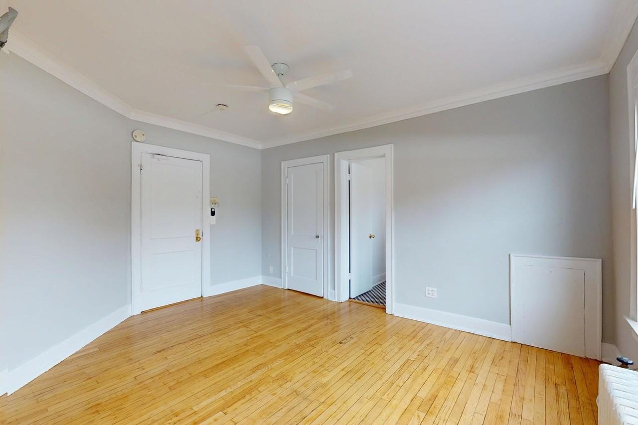 7 W Campbell St #3 - Photo 4 of 9