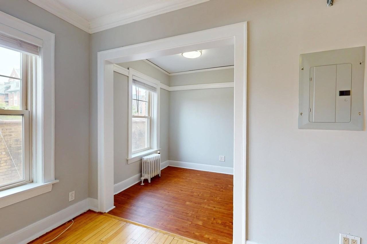 7 W Campbell St #3 - Photo 5 of 9