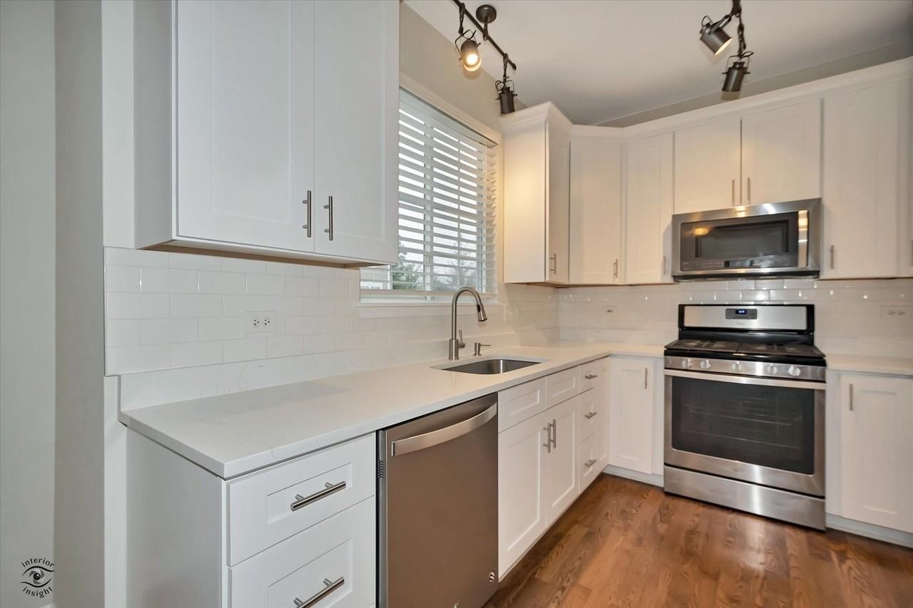 582 Declaration Ln - Photo 2 of 23