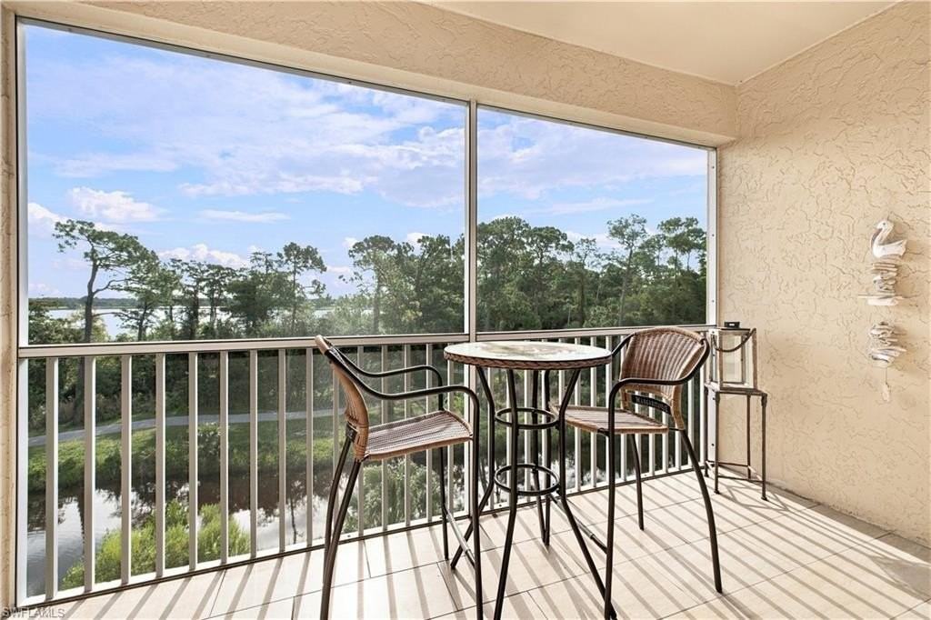 4455 Botanical Place Cir #405