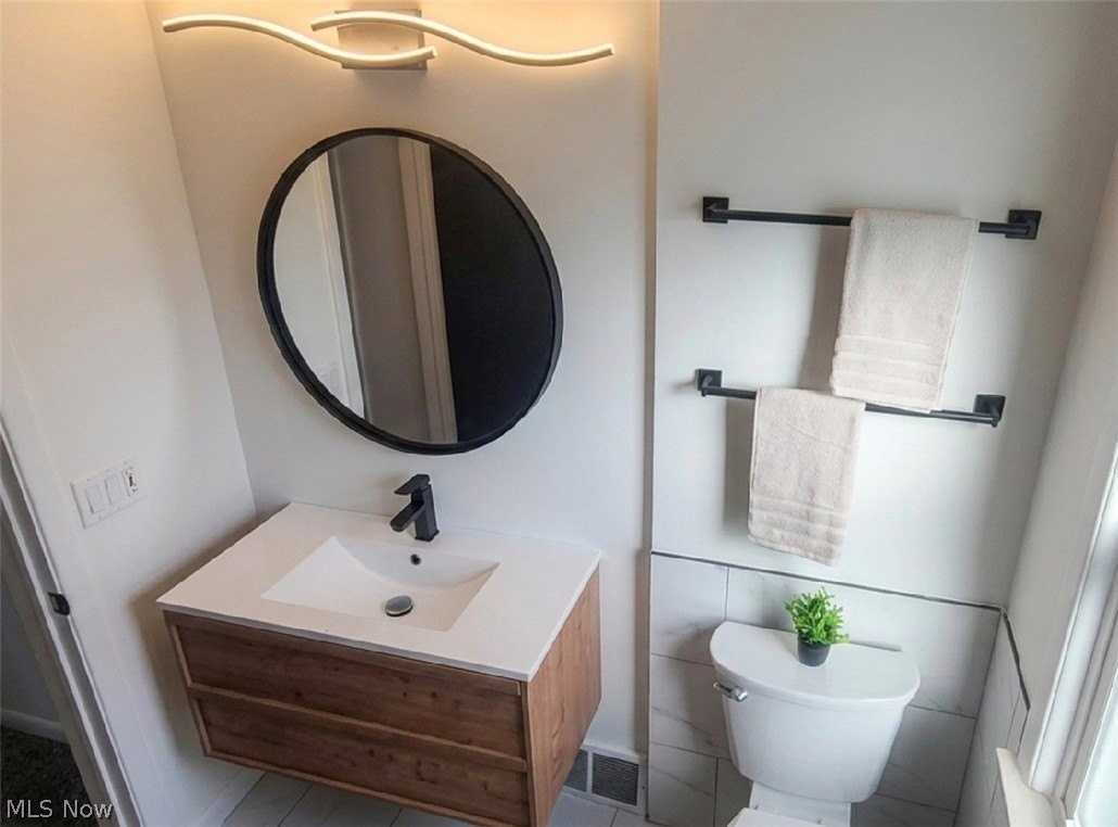23718 Cedar Rd - Photo 7 of 27