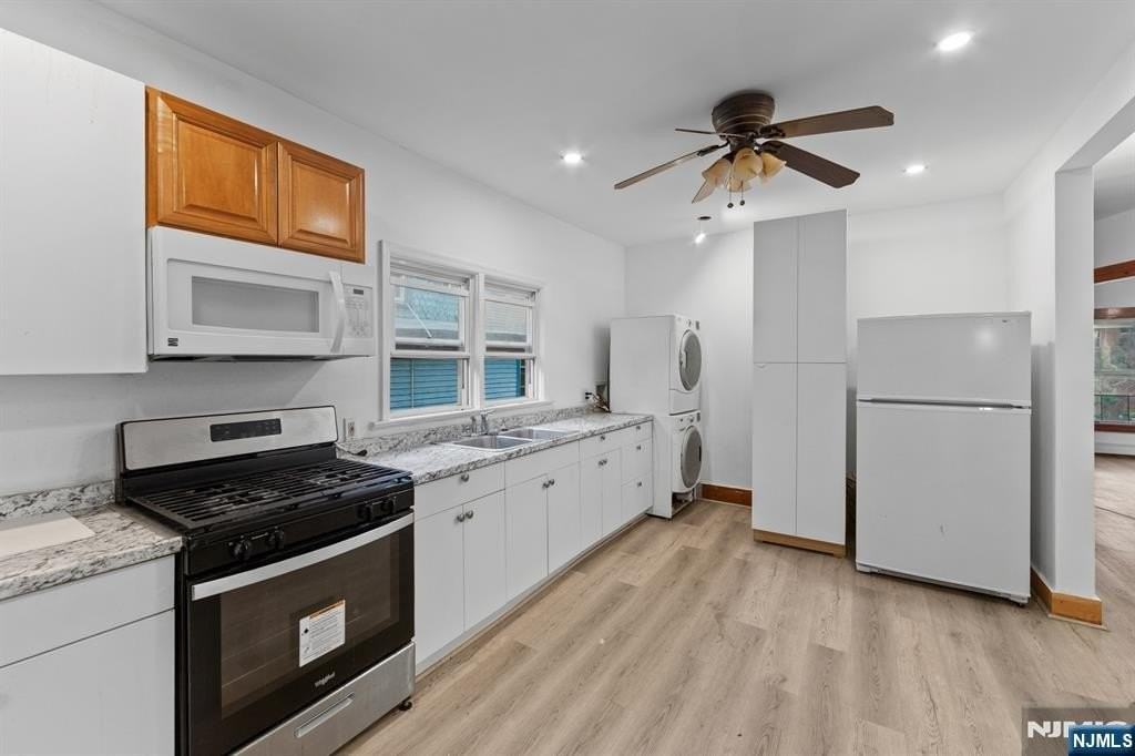 123 Washington St - Photo 5 of 29