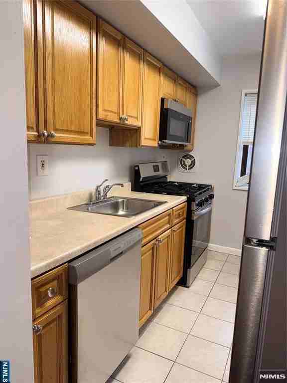 220 Prospect Ave #3C - Photo 7 of 24