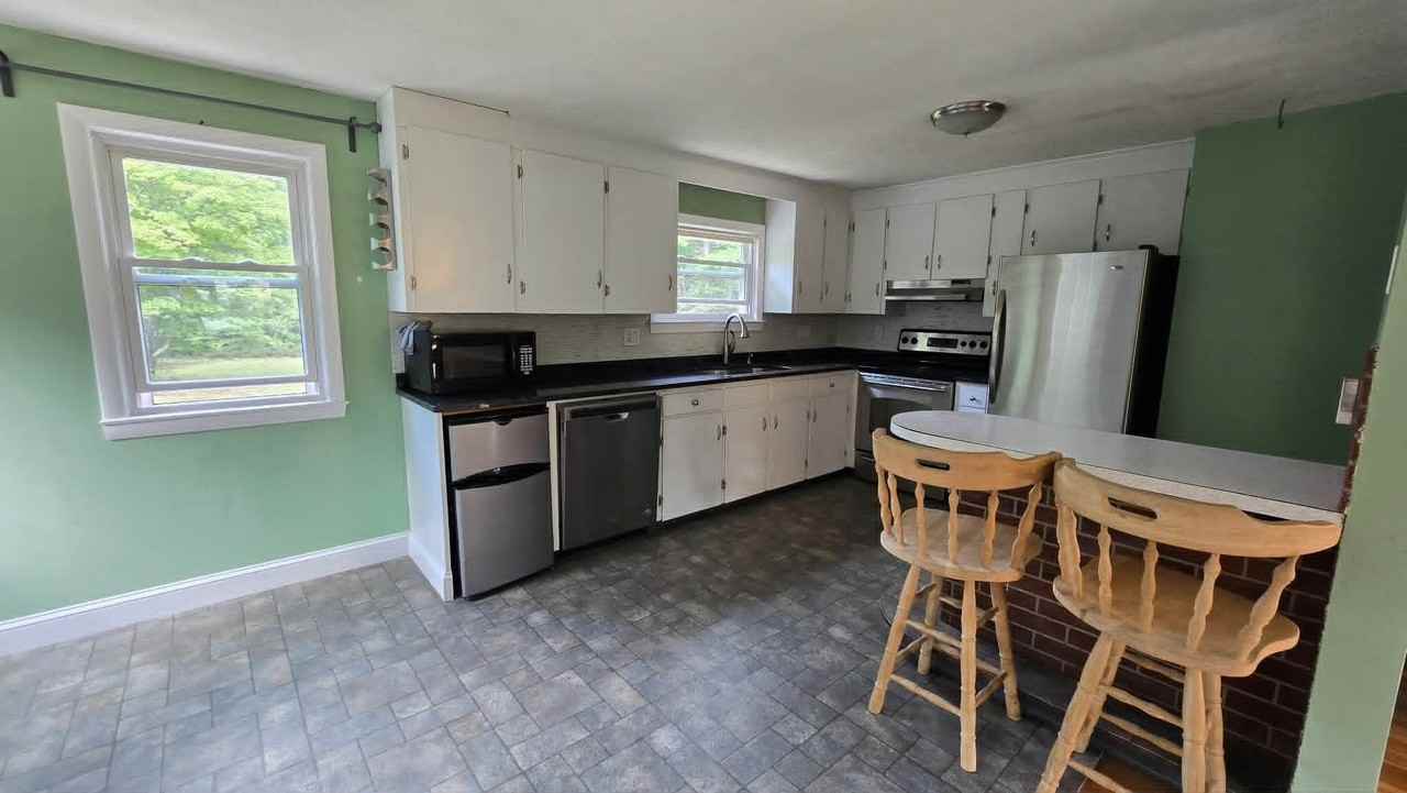 503 Tolend Rd - Photo 6 of 21
