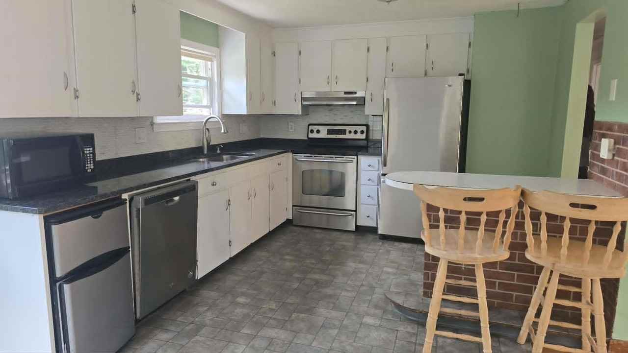 503 Tolend Rd - Photo 7 of 21