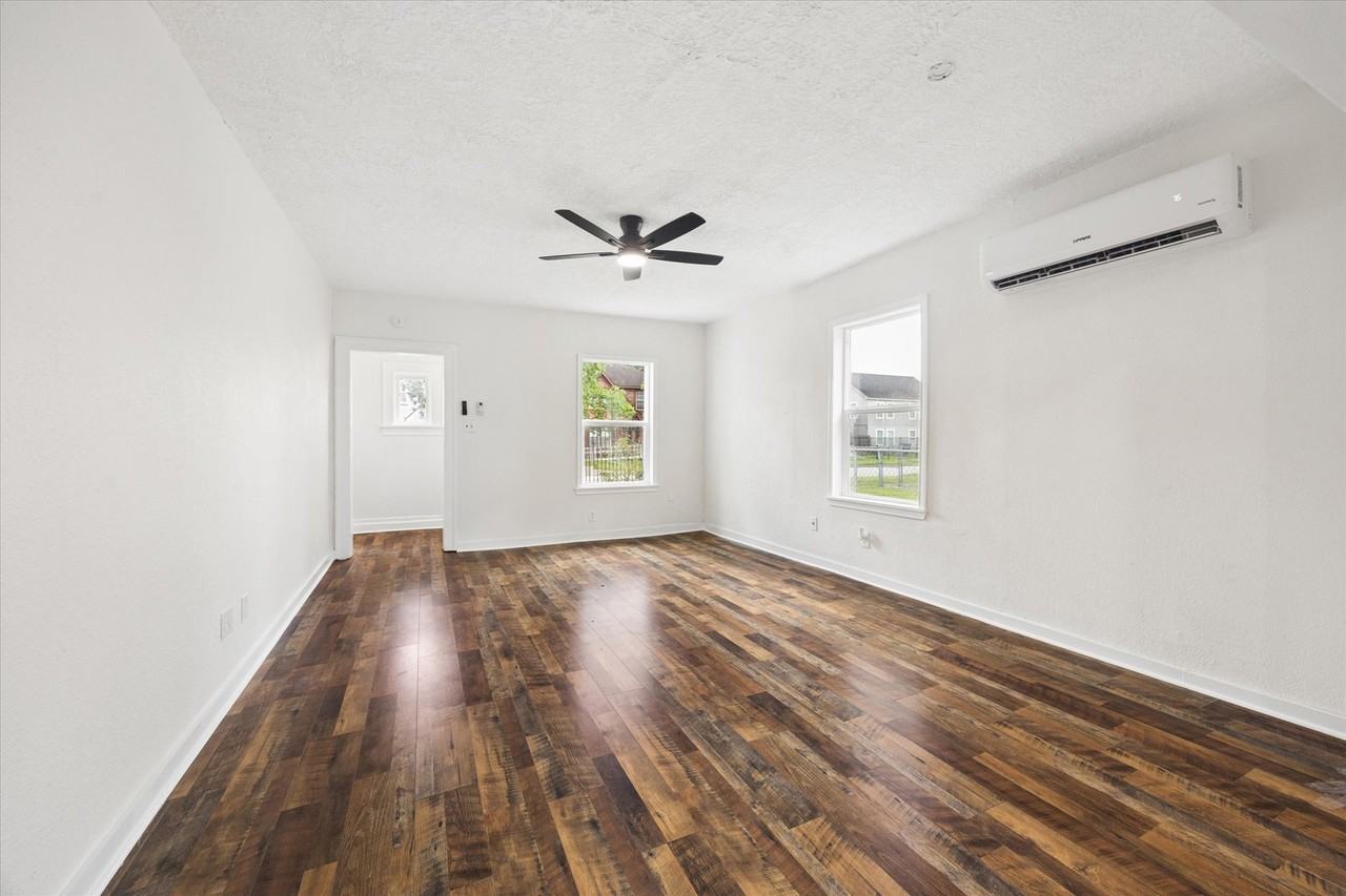 2701 Truxillo St #1 - Photo 3 of 10