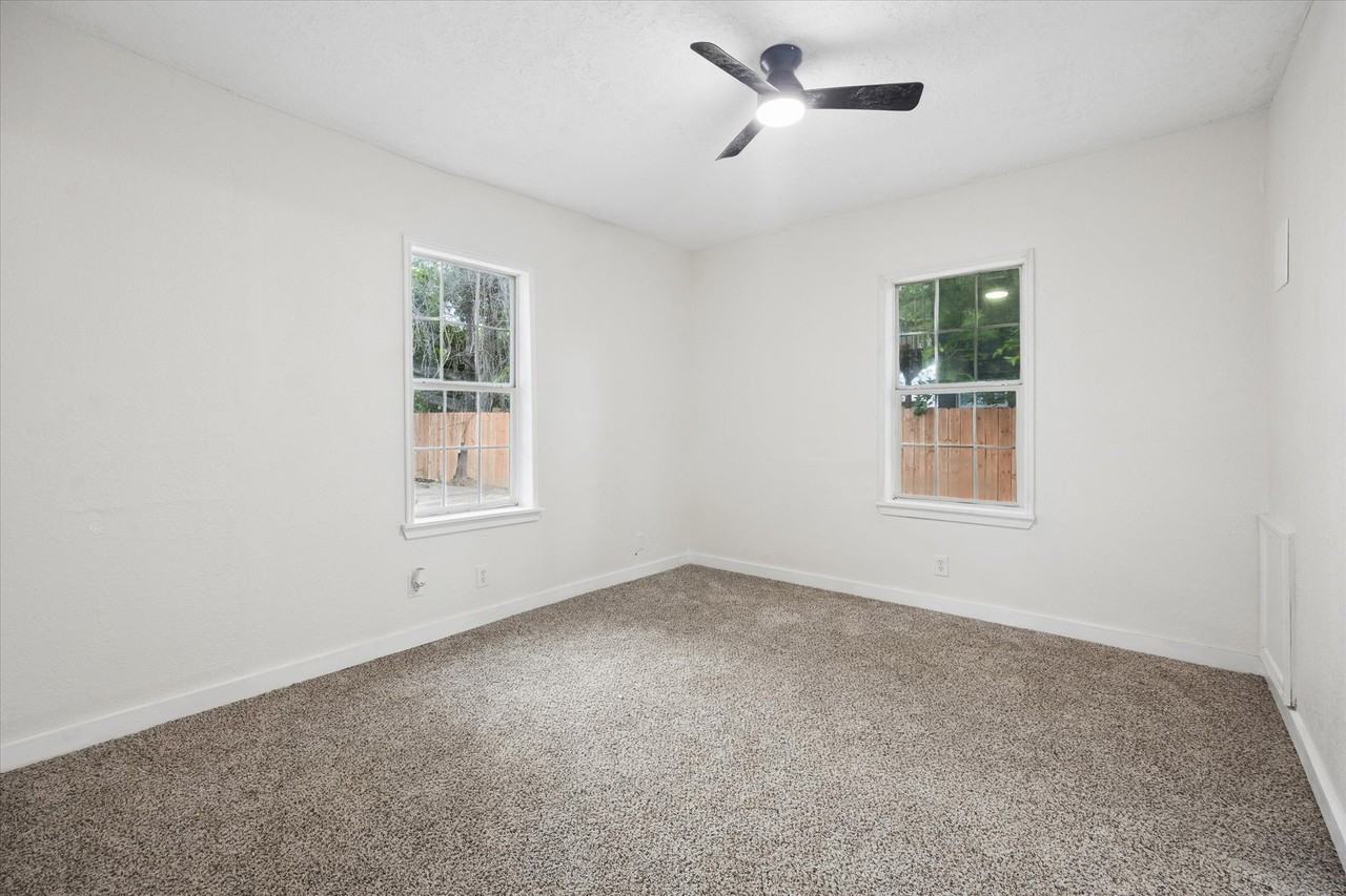 2701 Truxillo St #1 - Photo 6 of 10