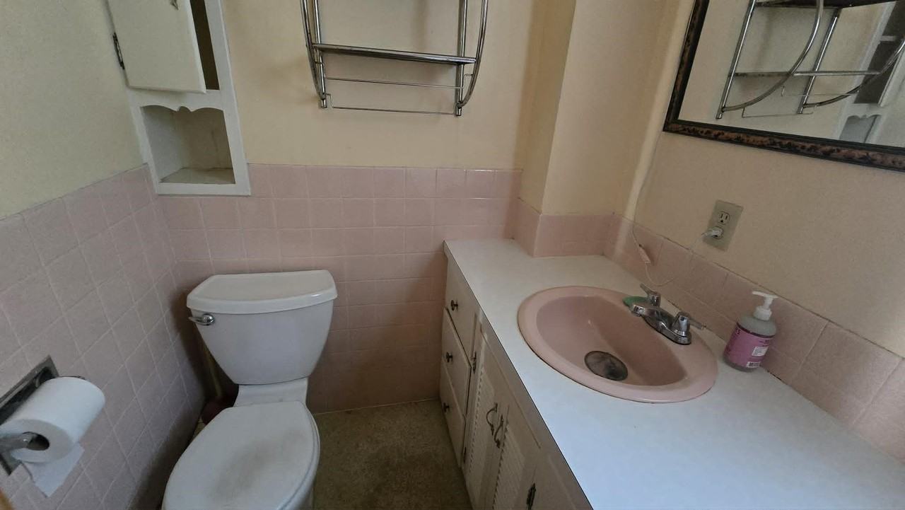 722 Central Ave - Photo 7 of 24