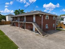 featured image of 3925 Tchoupitoulas St #2C