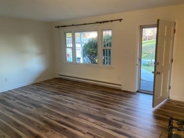 2532 Forest Hill Dr - Photo 2 of 14