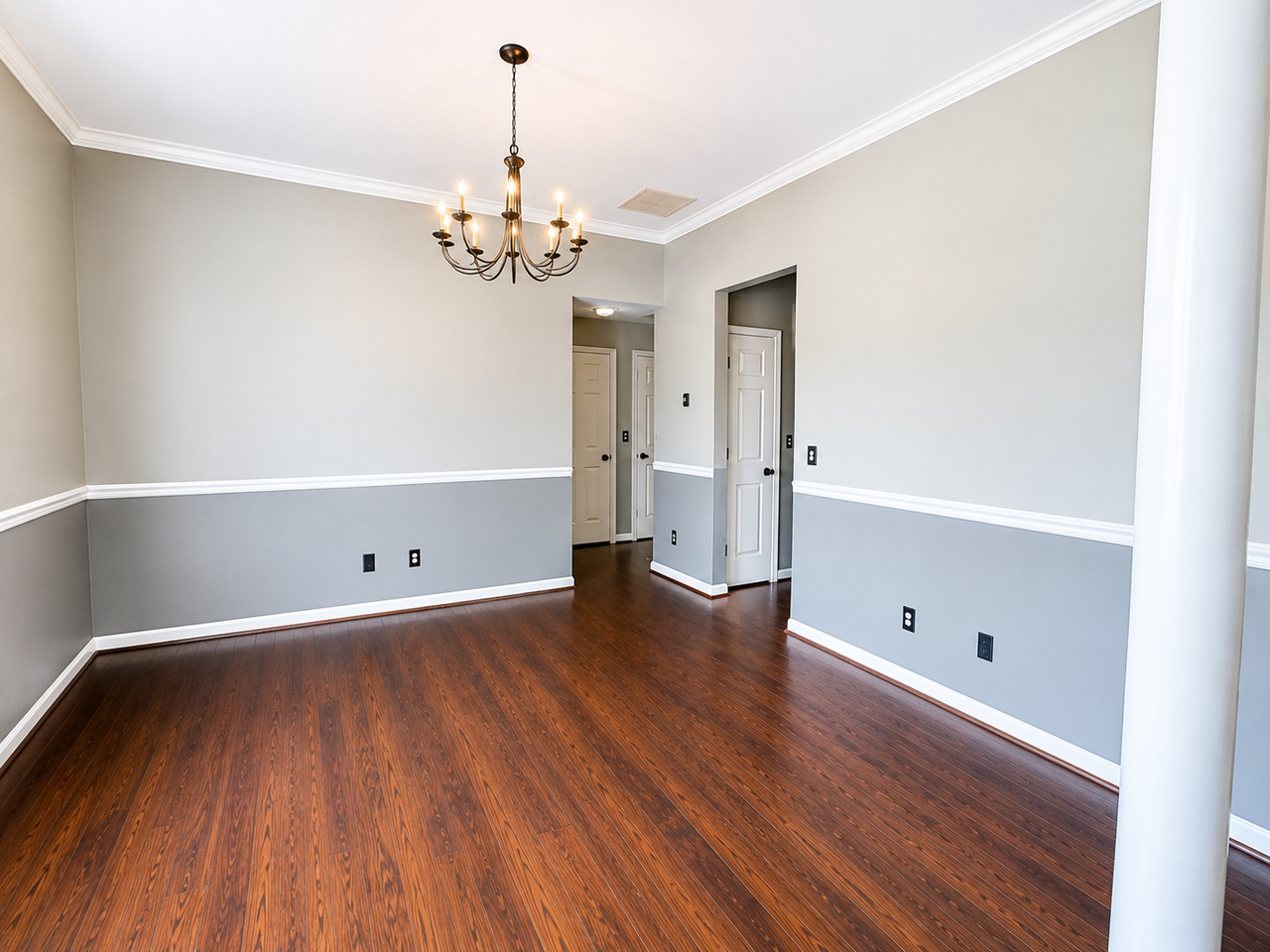 711 Dutchman Ct - Photo 2 of 14