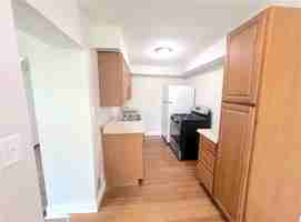 featured image of 2528 Homehurst Ave #1
