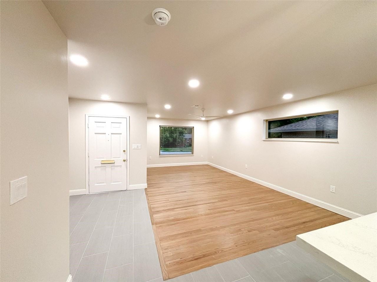 2109 Highwood Dr - Photo 4 of 26