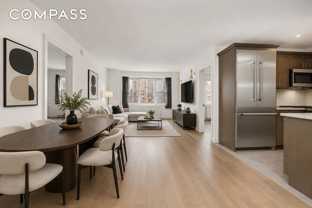 400 E 54th St #17B - Photo 1 of 1