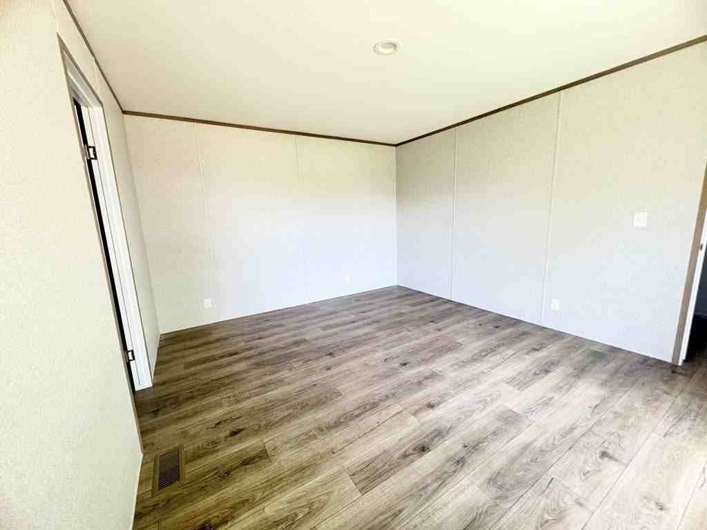 4514 San Juan Dr S #200 - Photo 4 of 12