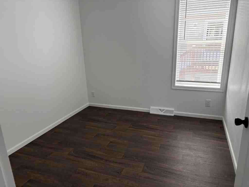 13940 Burgundy Ave #215 - Photo 6 of 21