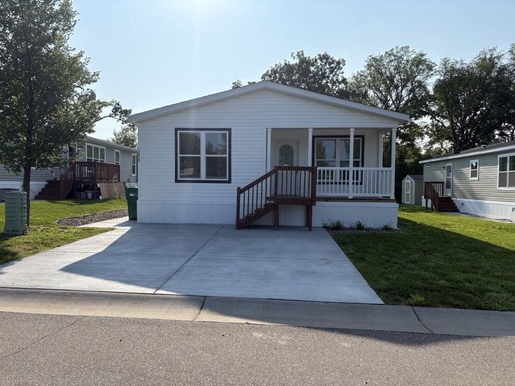 13910 Burgundy Ave #209 - Photo 2 of 20