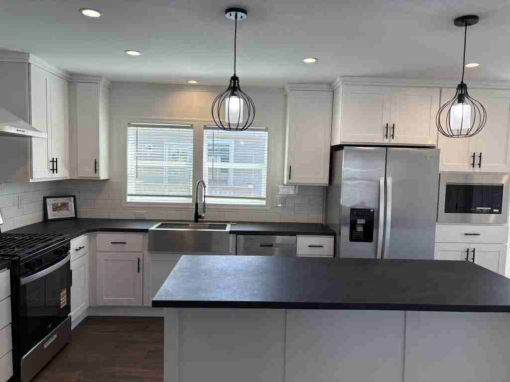13910 Burgundy Ave #209 - Photo 3 of 20