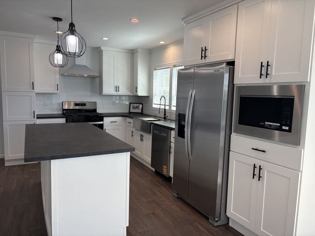 13910 Burgundy Ave #209 - Photo 7 of 20