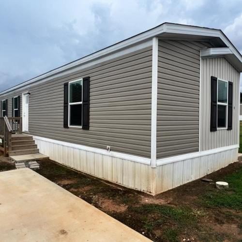 202 Teasley Ln - Photo 3 of 29