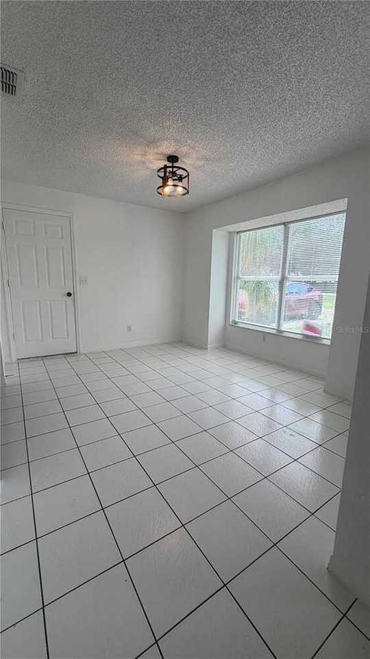 11719 Oswalt Rd - Photo 4 of 25
