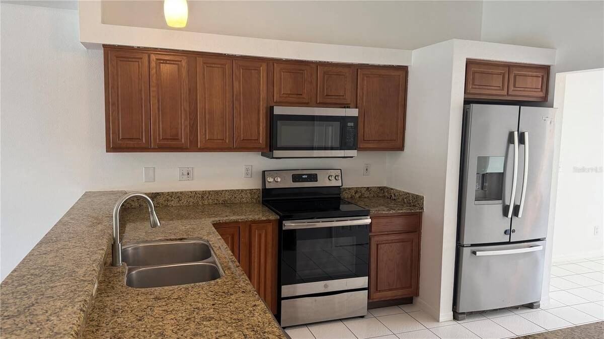 11719 Oswalt Rd - Photo 6 of 25