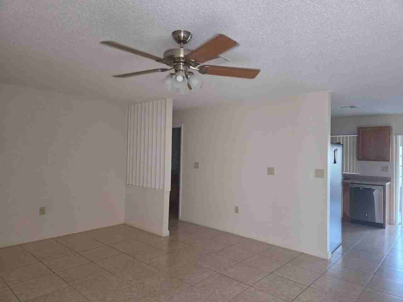 4718 Leucadendra Dr - Photo 3 of 16