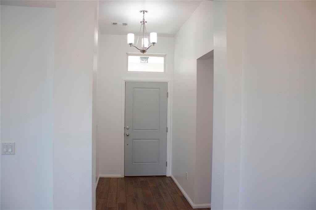 10601 Nw 20th St - Photo 3 of 21