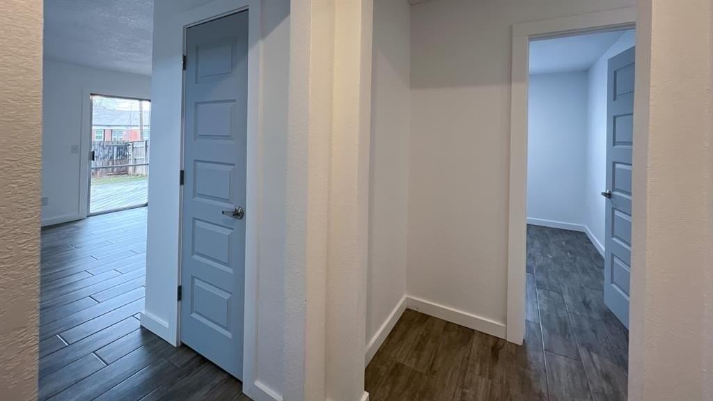 5929 Nw 62nd St - Photo 5 of 20
