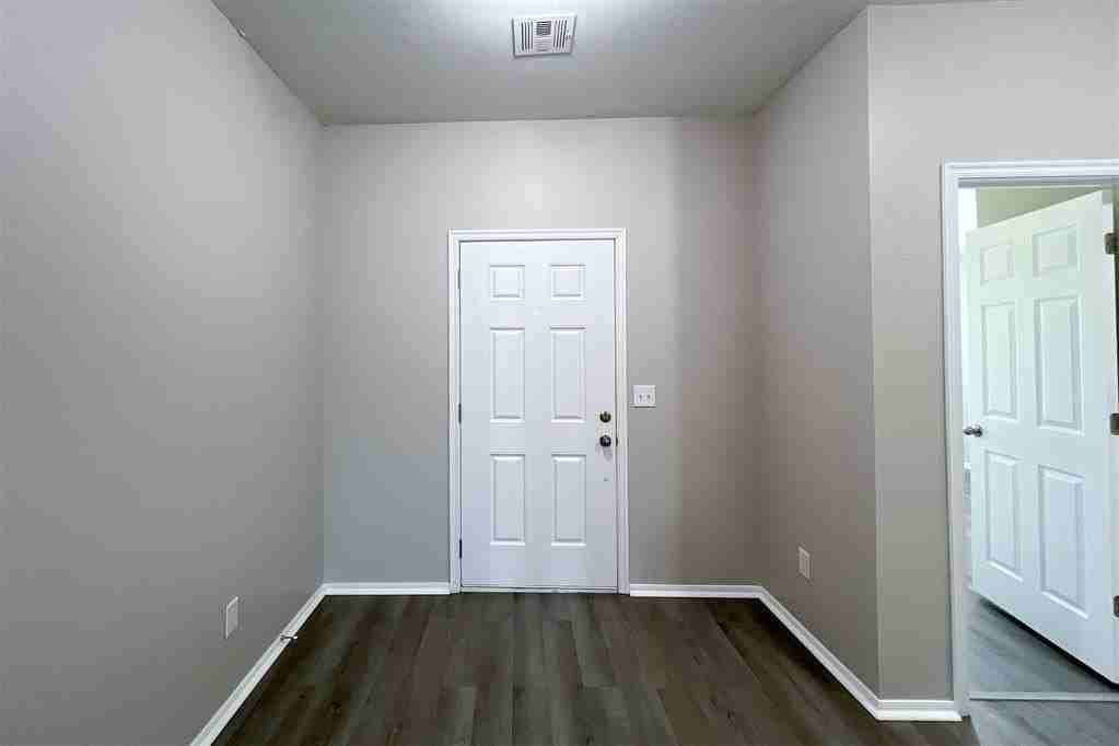 2928 Cider Mill Ln - Photo 3 of 29
