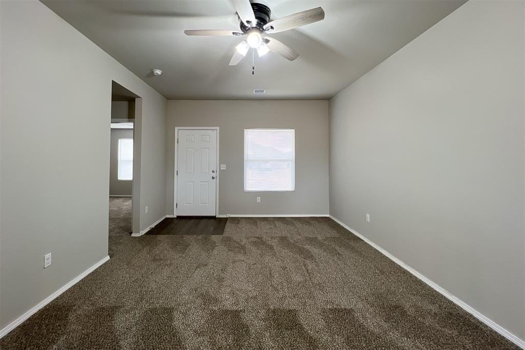4301 Driftwood Dr - Photo 2 of 25