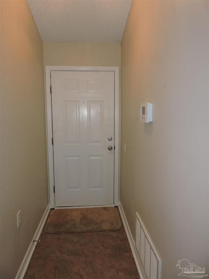 8110 Heirloom Dr - Photo 2 of 21