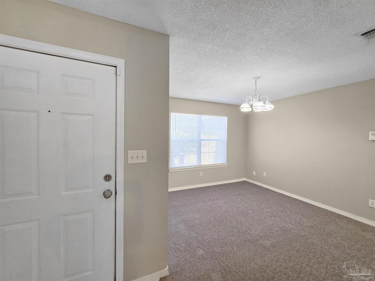 1638 Dees Rd - Photo 6 of 24
