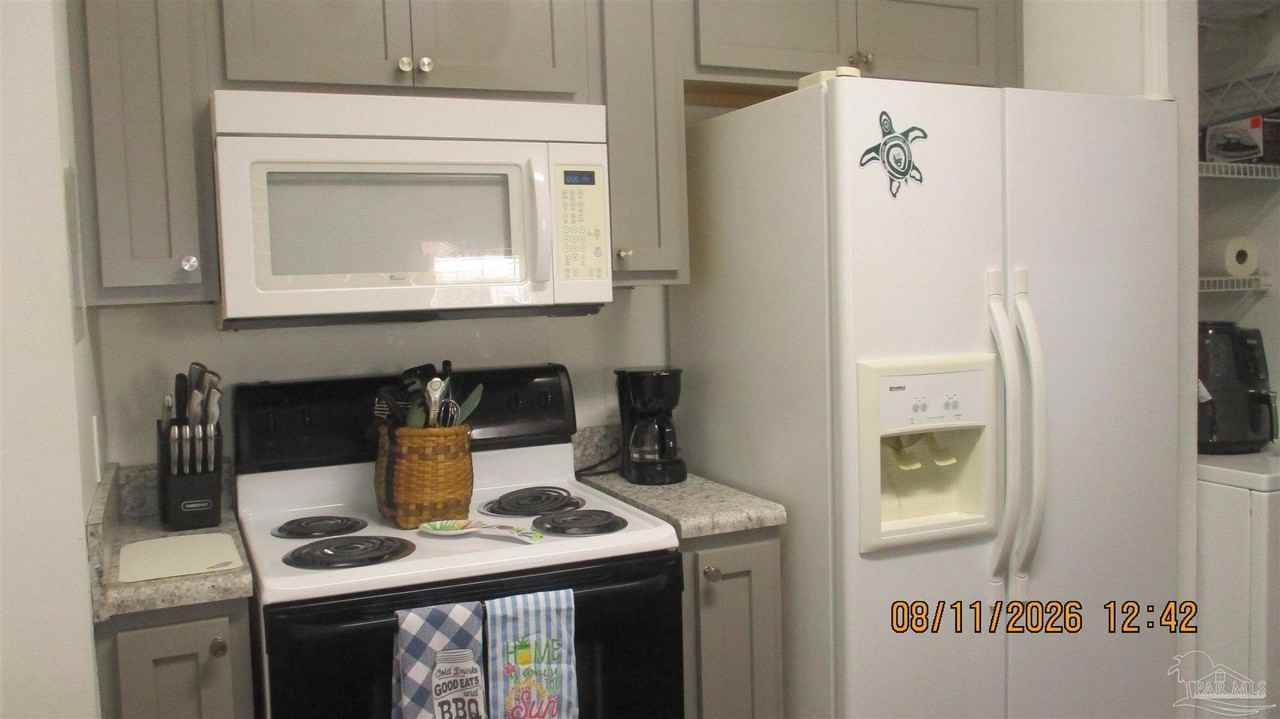 501 E Burgess Rd - Photo 6 of 15