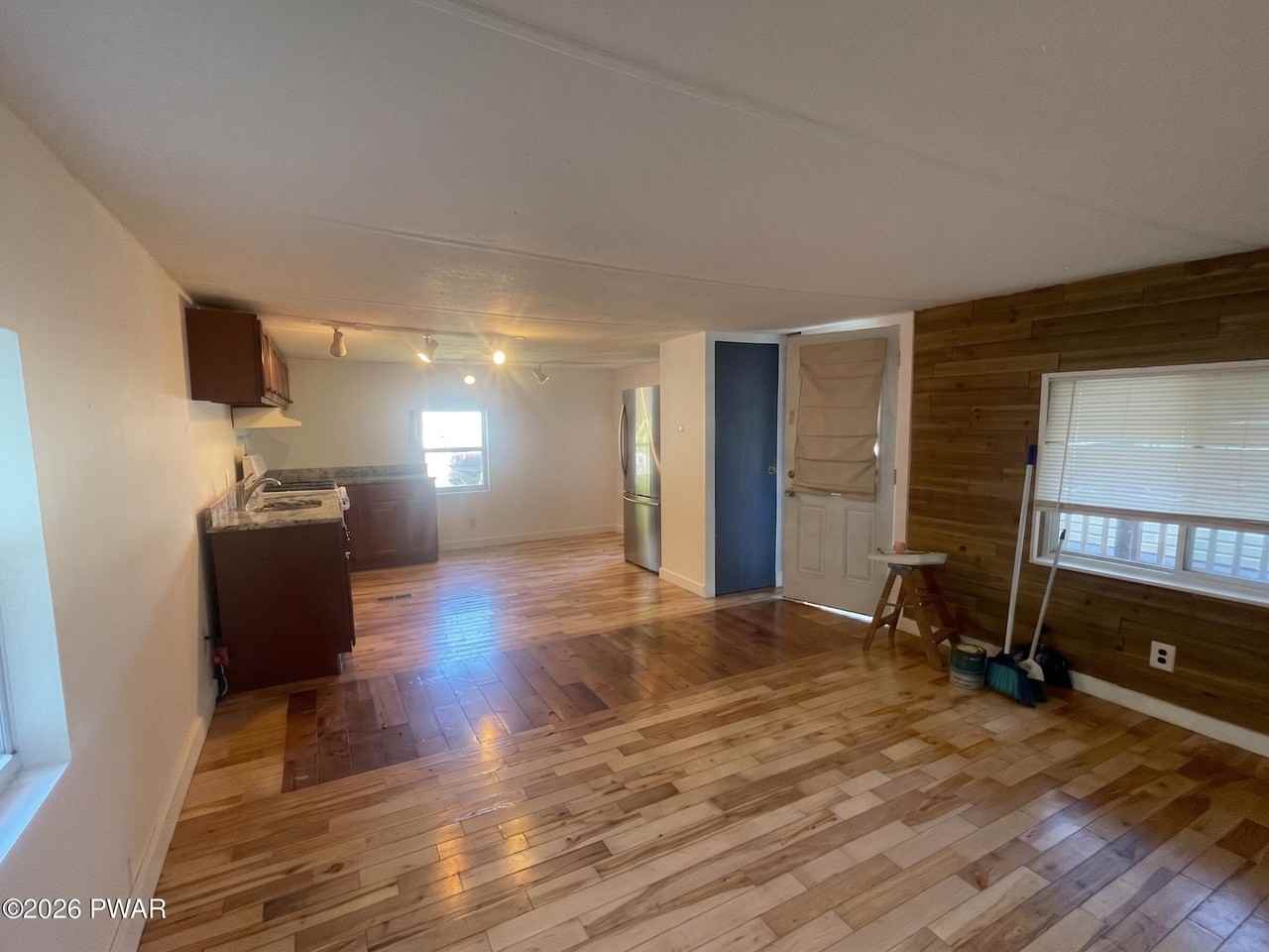 106 Crawford Park Rd - Photo 6 of 16