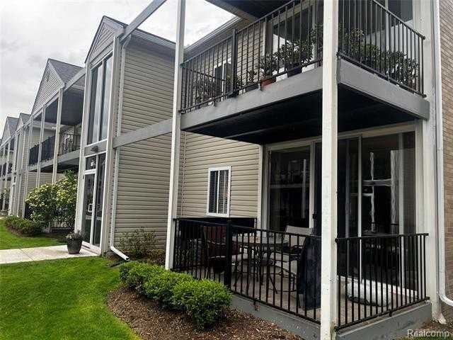 307 N Eton St #A - Photo 3 of 13