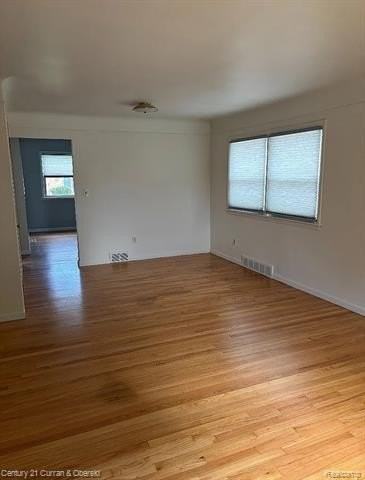 8949 Fox Ave - Photo 6 of 29