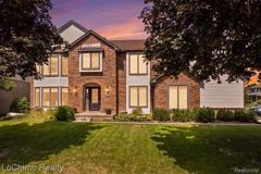 2700 Broadmoor Dr - Photo 1 of 1