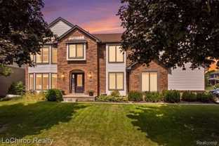 2700 Broadmoor Dr - Photo 1 of 1