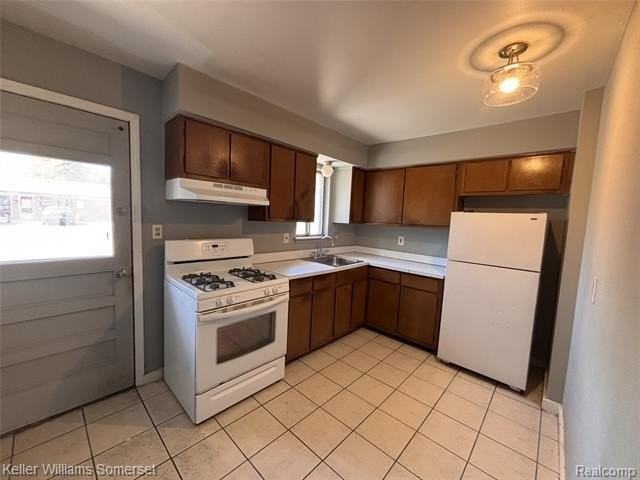 4064 Agnes Ave - Photo 7 of 12