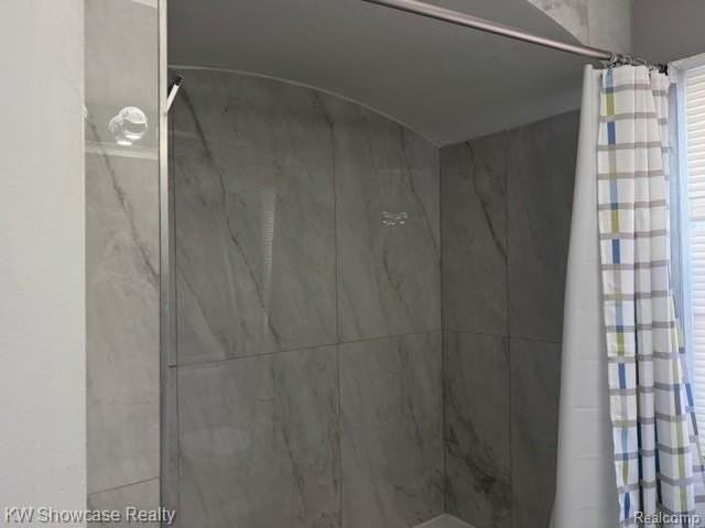 19354 Biltmore St - Photo 5 of 22