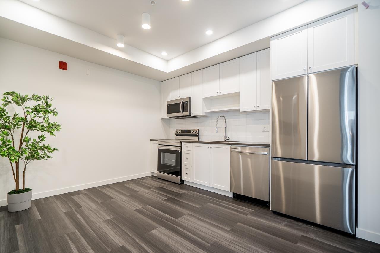 15835 85 Avenue #3/F - Photo 5 of 12