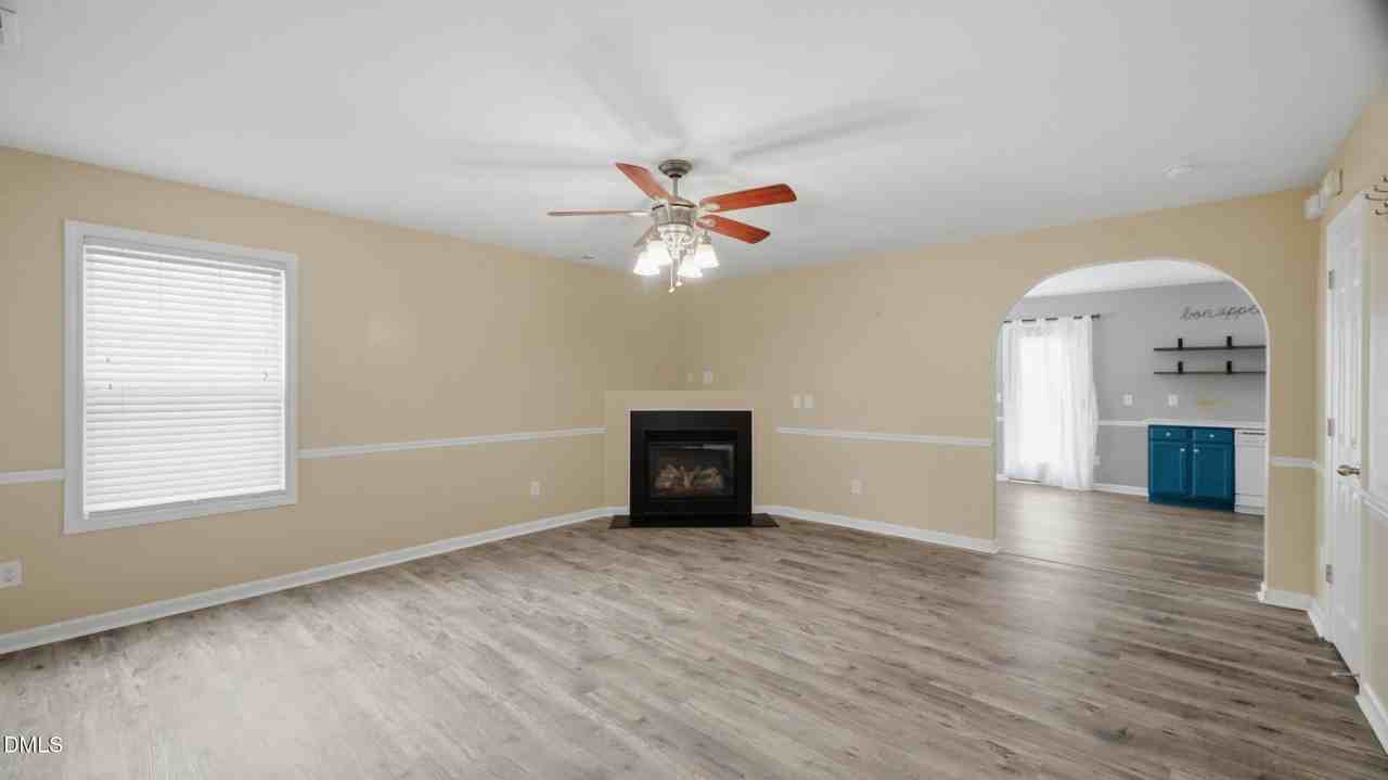 1301 Silver Dr - Photo 2 of 30