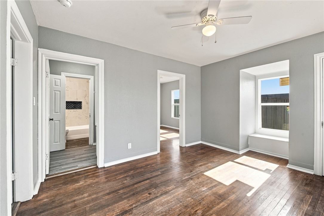 304 E 22nd St ##B - Photo 7 of 9