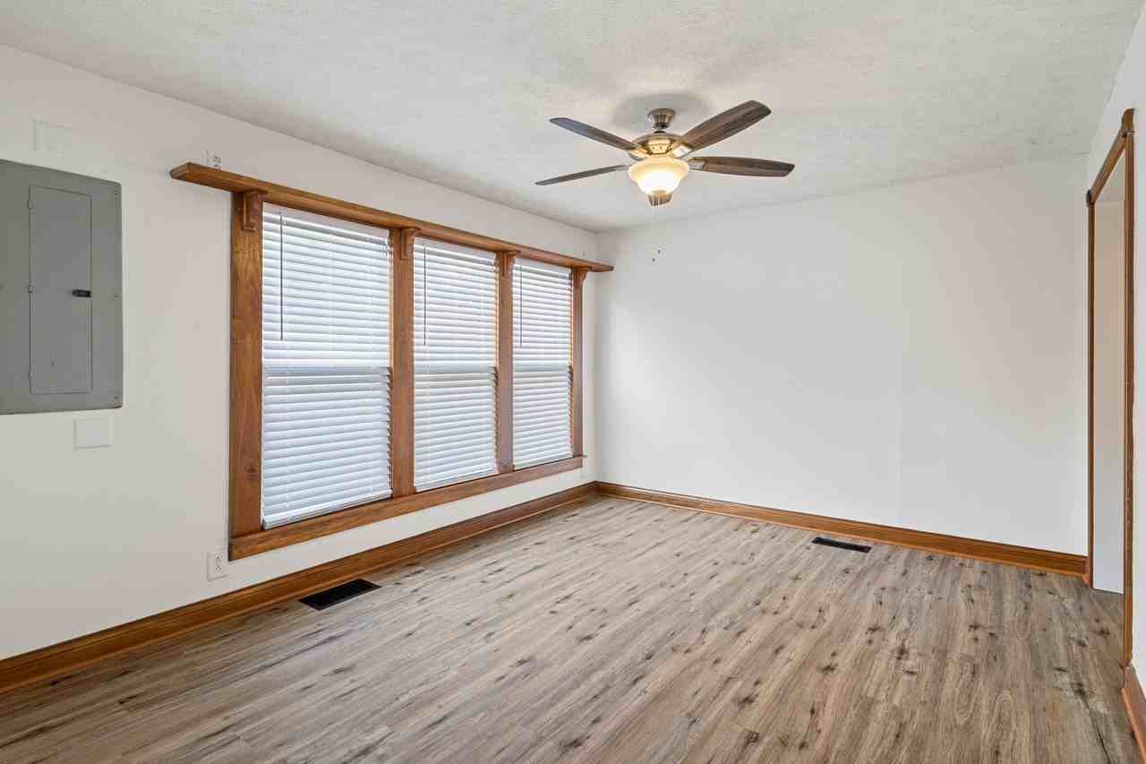 3934 W Road 100 N #1 - Photo 7 of 33